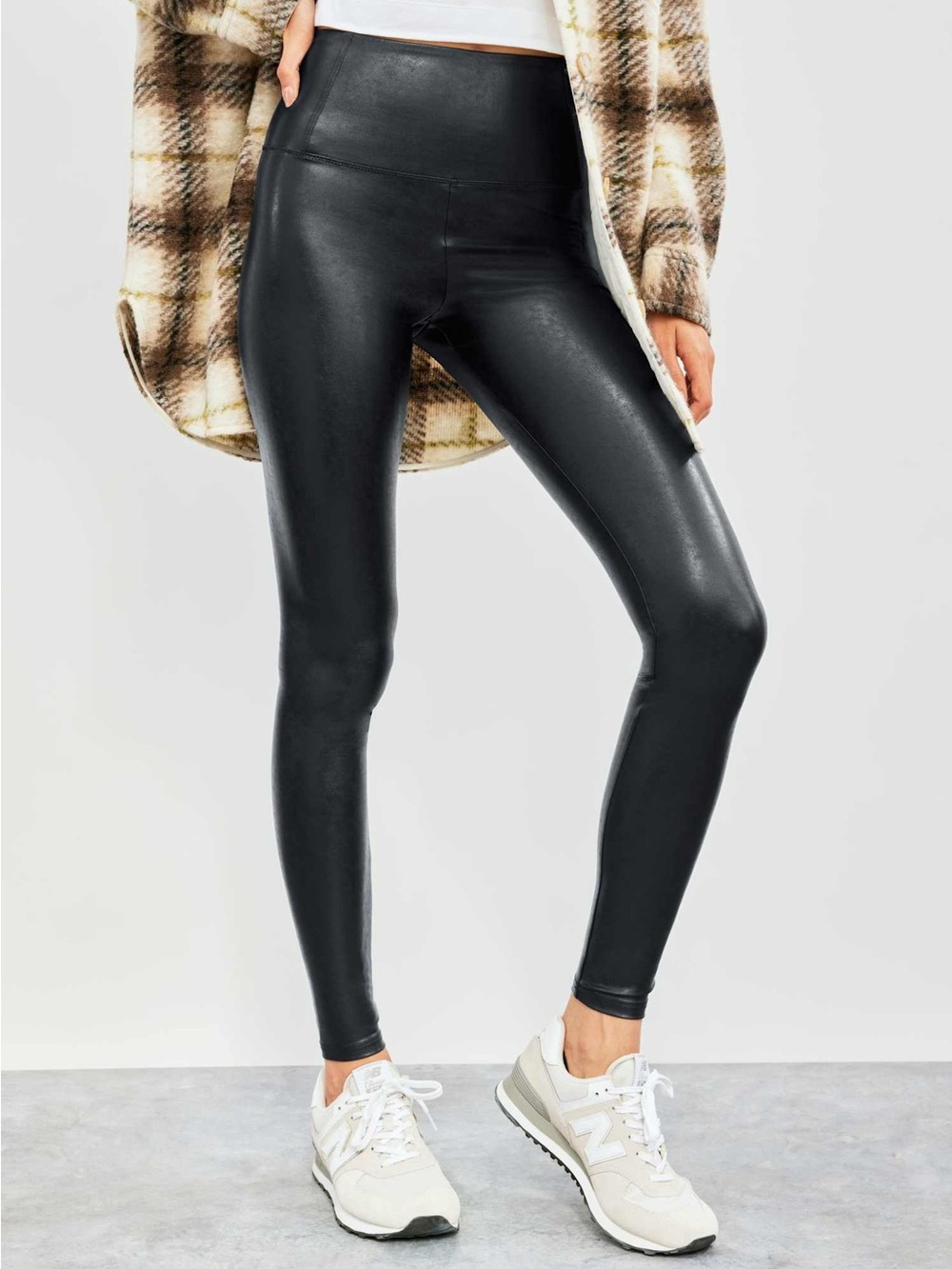 NWT Aritzia Wilfred Free Daria Vegan Leather Pants